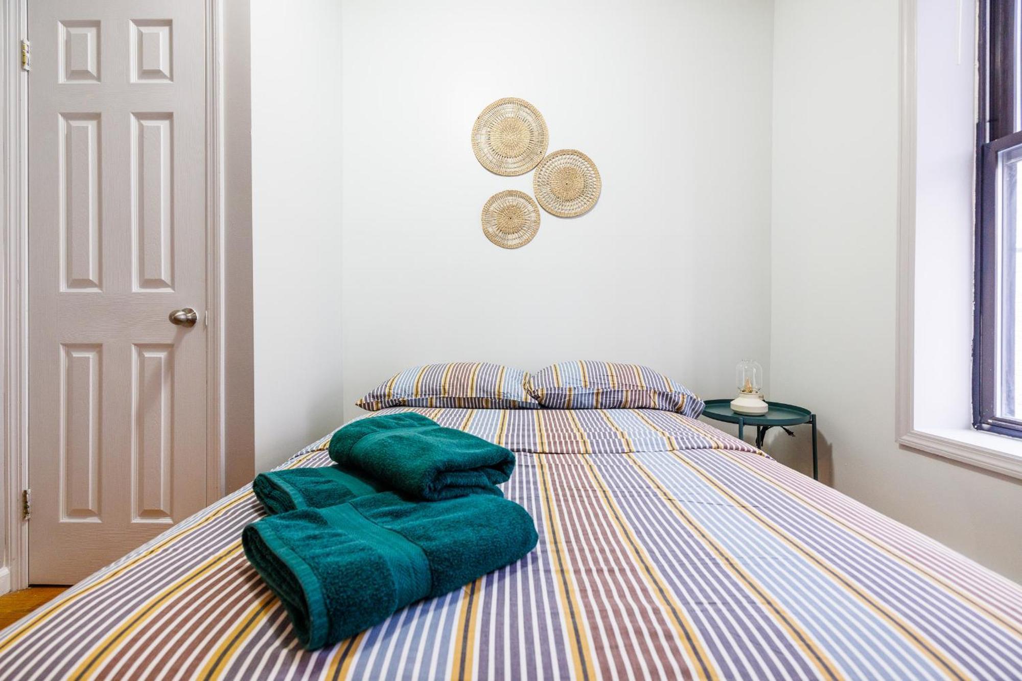Apartment Discover The Comfort Of Columbia Properties-2 *
